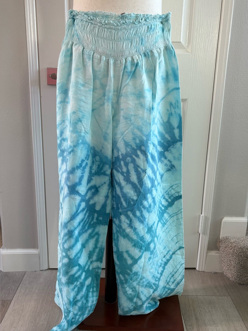 Hard Tail | Linen Smock Waist Tie Dye Pants | Blue | Med | VGC